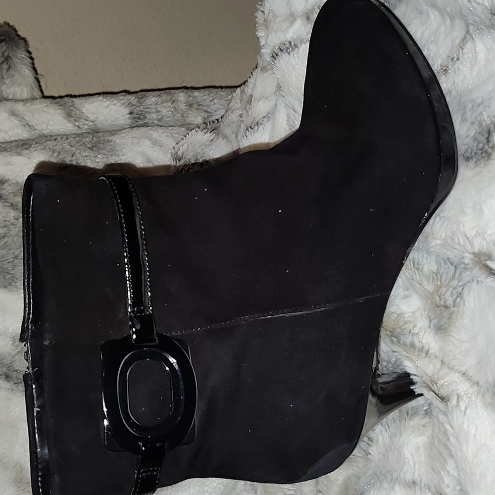Short boot - Picture 2 of 6